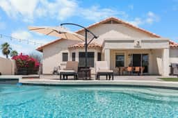 Private Oasis: Pool, Hot Tub & Golf Course Views! - Image 4