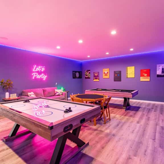 Unique Pool, Spa, Firepit, GameRoom @MariamsBnb - Image 1