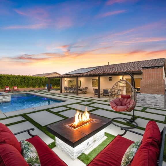 New:Gameroom, Pool, Spa, Firepit - Image 1