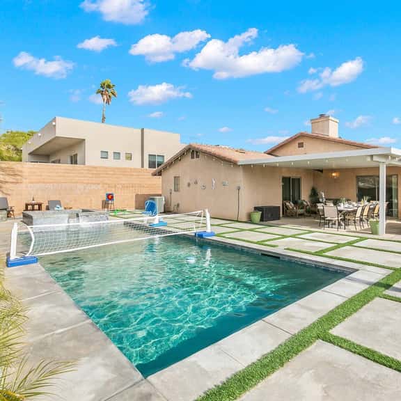 3BR Desert Escape | Pool, Views & Mini Golf - Image 1