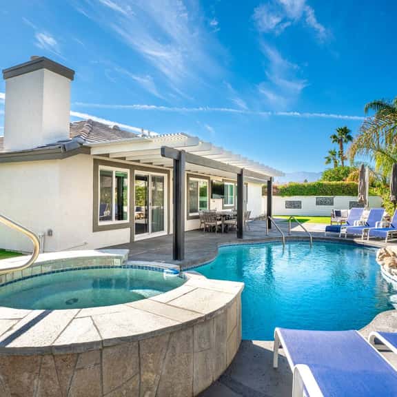 4 Bedroom Palm Desert Getaway - Image 1
