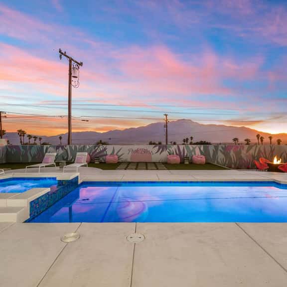 PinkBlissHouz: Pool, Spa, Firepit, Themed Rooms - Image 1