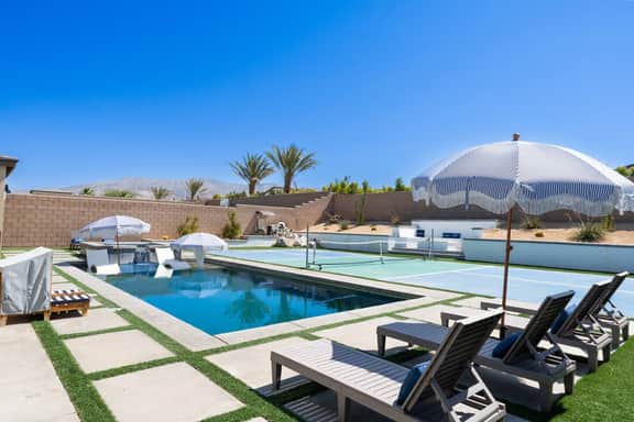 Pickleball, Pool, Spa, Casita, Firepit, Gameroom - Image 2