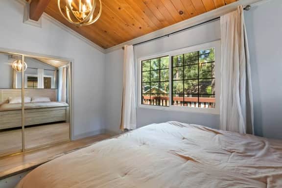 Mountain Escape | Hot Tub, BBQ & Forest Views - Image 4