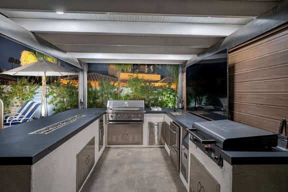4 Bedroom Palm Desert Getaway - Image 4