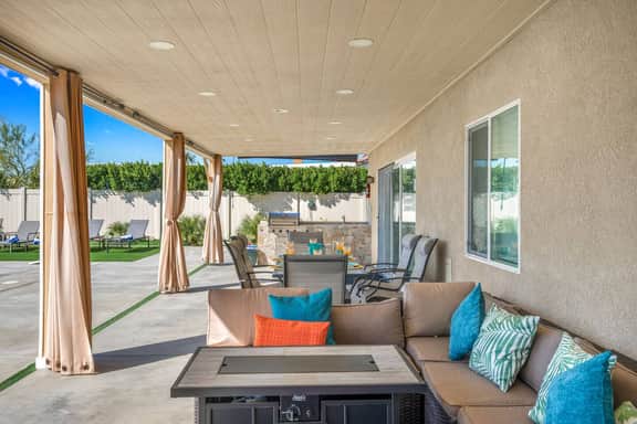 Views, Gameroom, Saltwater Pool & Hot tub, Firepit - Image 4