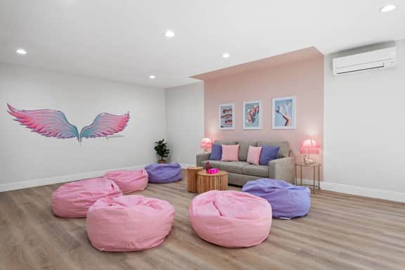 PinkBlissHouz: Pool, Spa, Firepit, Themed Rooms - Image 4