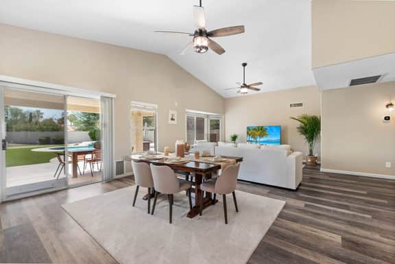 Private Oasis: Pool, Hot Tub & Golf Course Views! - Image 4