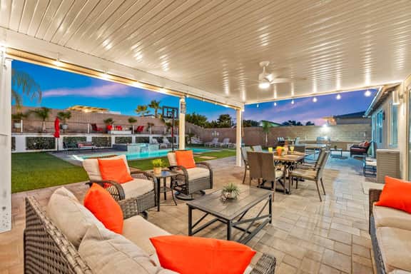 Desert Oasis: Pool, Spa, Gameroom + Mountain Views - Image 3
