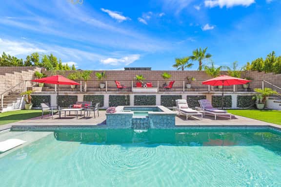 Desert Oasis: Pool, Spa, Gameroom + Mountain Views - Image 2