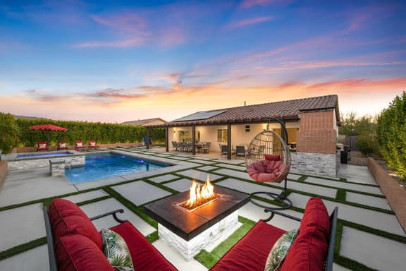 New:Gameroom, Pool, Spa, Firepit - Image 1