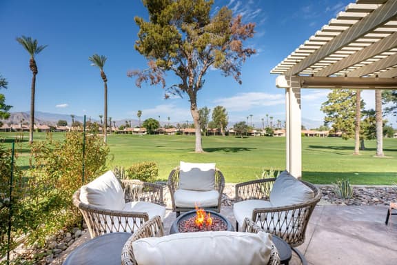 Golf Views, Heated Pools/Spas, Pickleball, Tennis - Image 1
