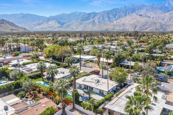 NEW: Palm Springs Gem | Pool, Spa, Fire Pit, Games - Image 1