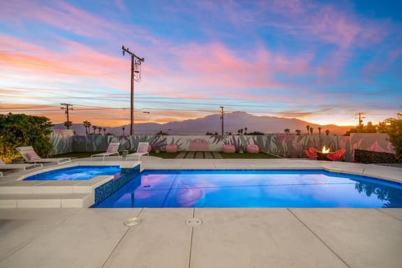 PinkBlissHouz: Pool, Spa, Firepit, Themed Rooms - Image 1